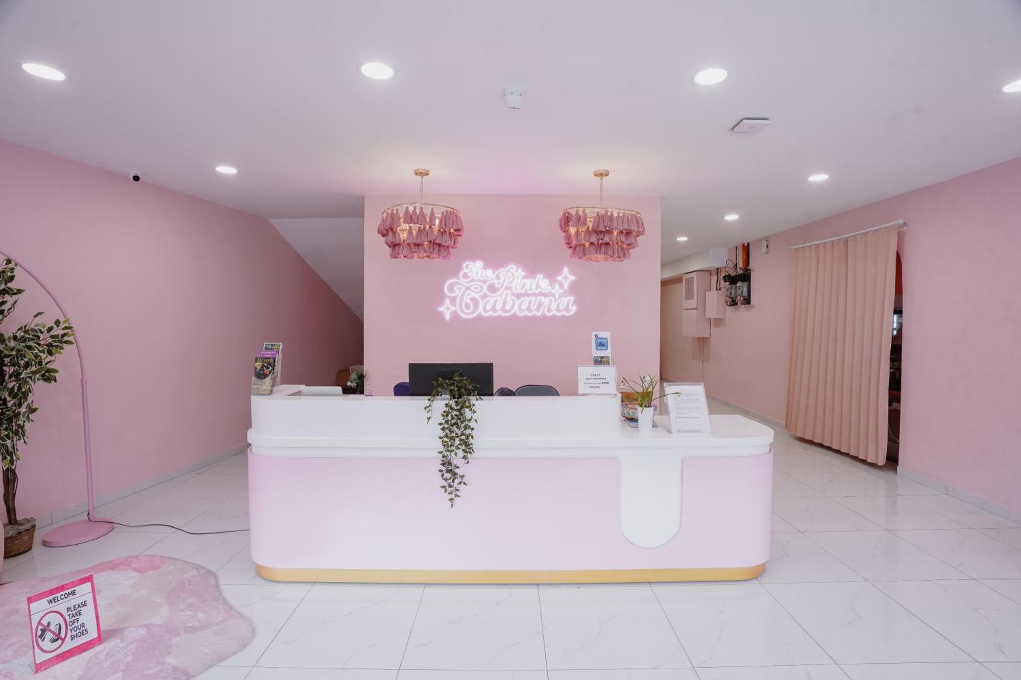 Pink Cabana Hotel George Town Exterior foto