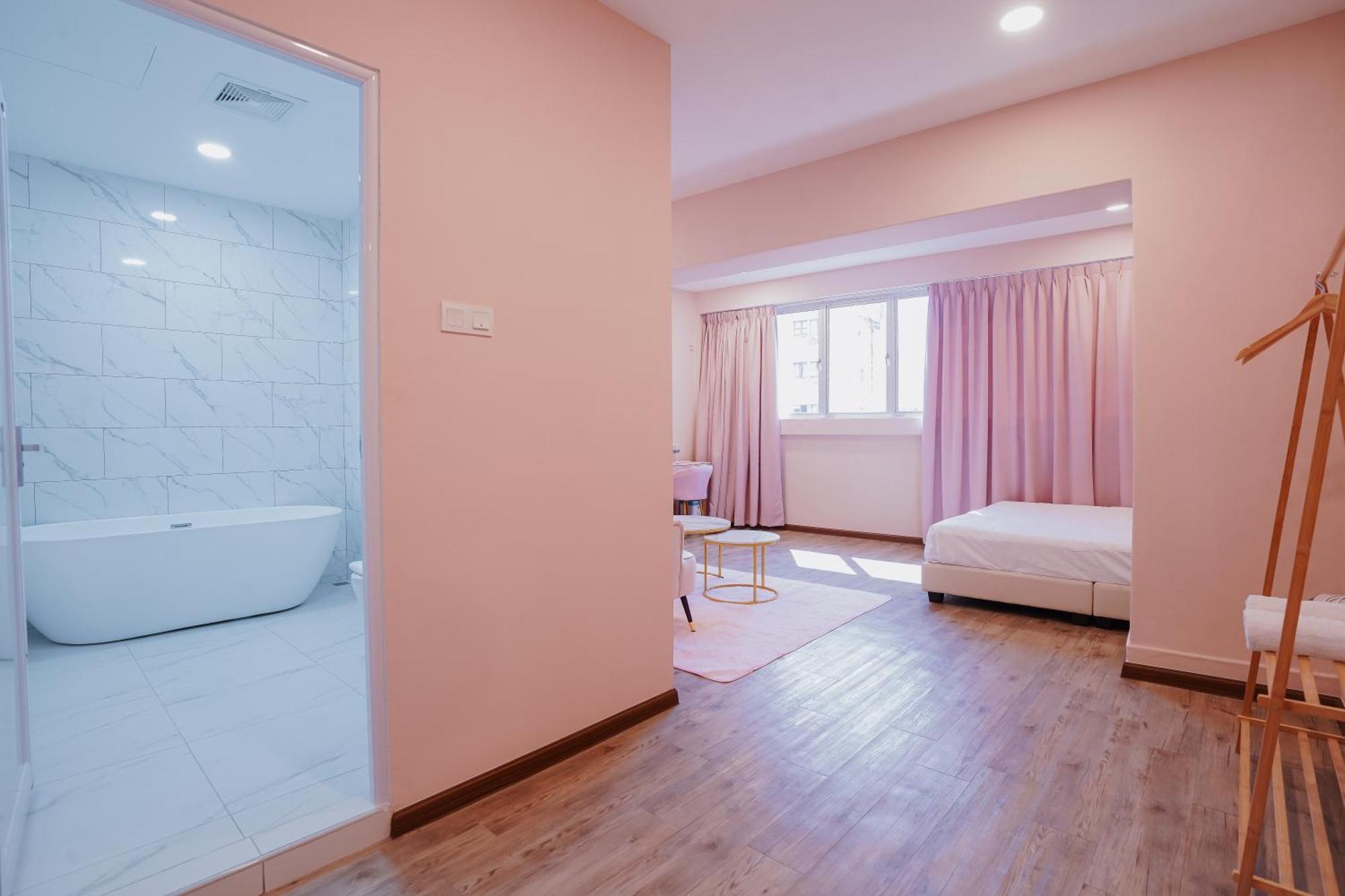 Pink Cabana Hotel George Town Exterior foto