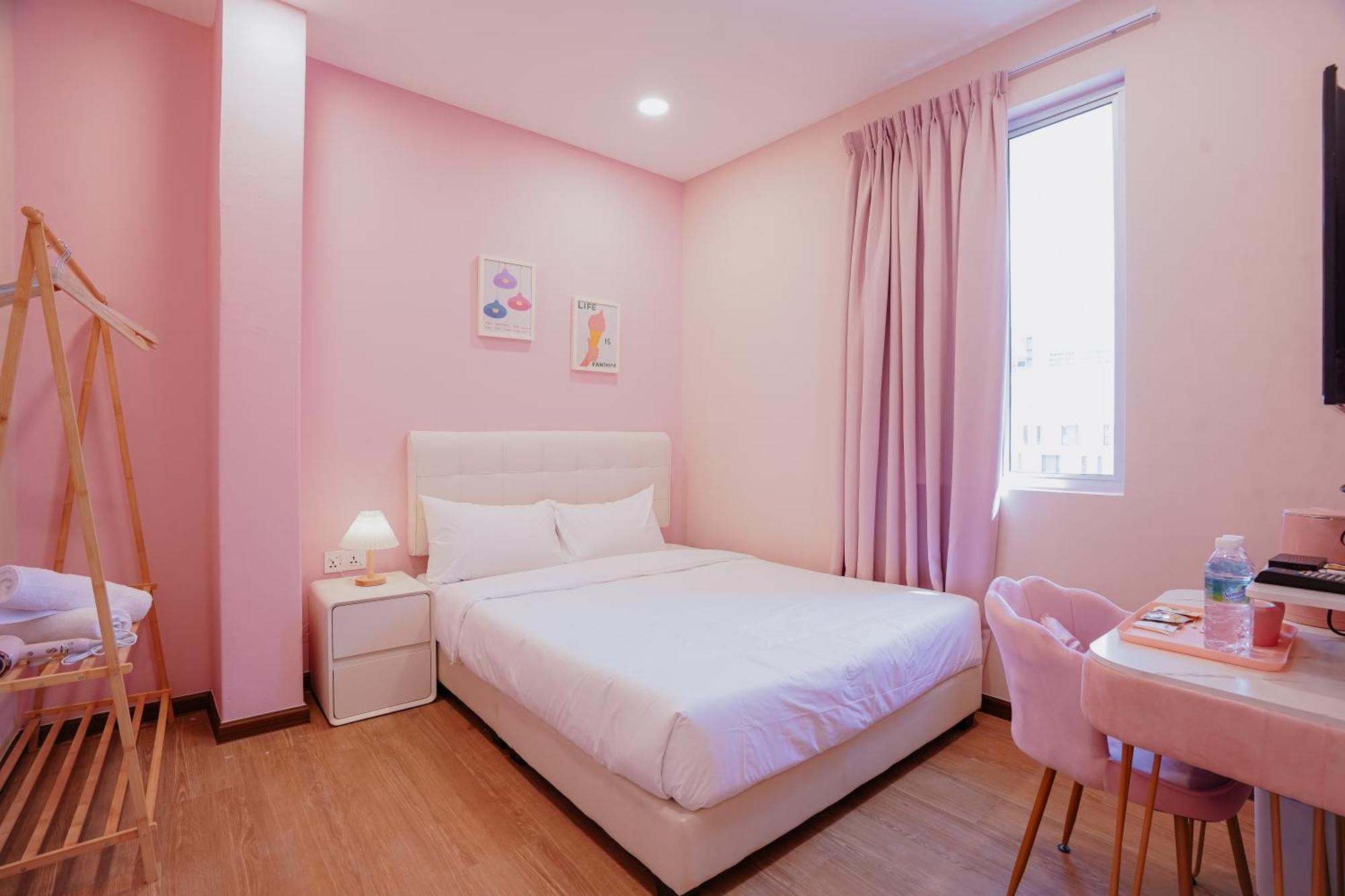 Pink Cabana Hotel George Town Exterior foto
