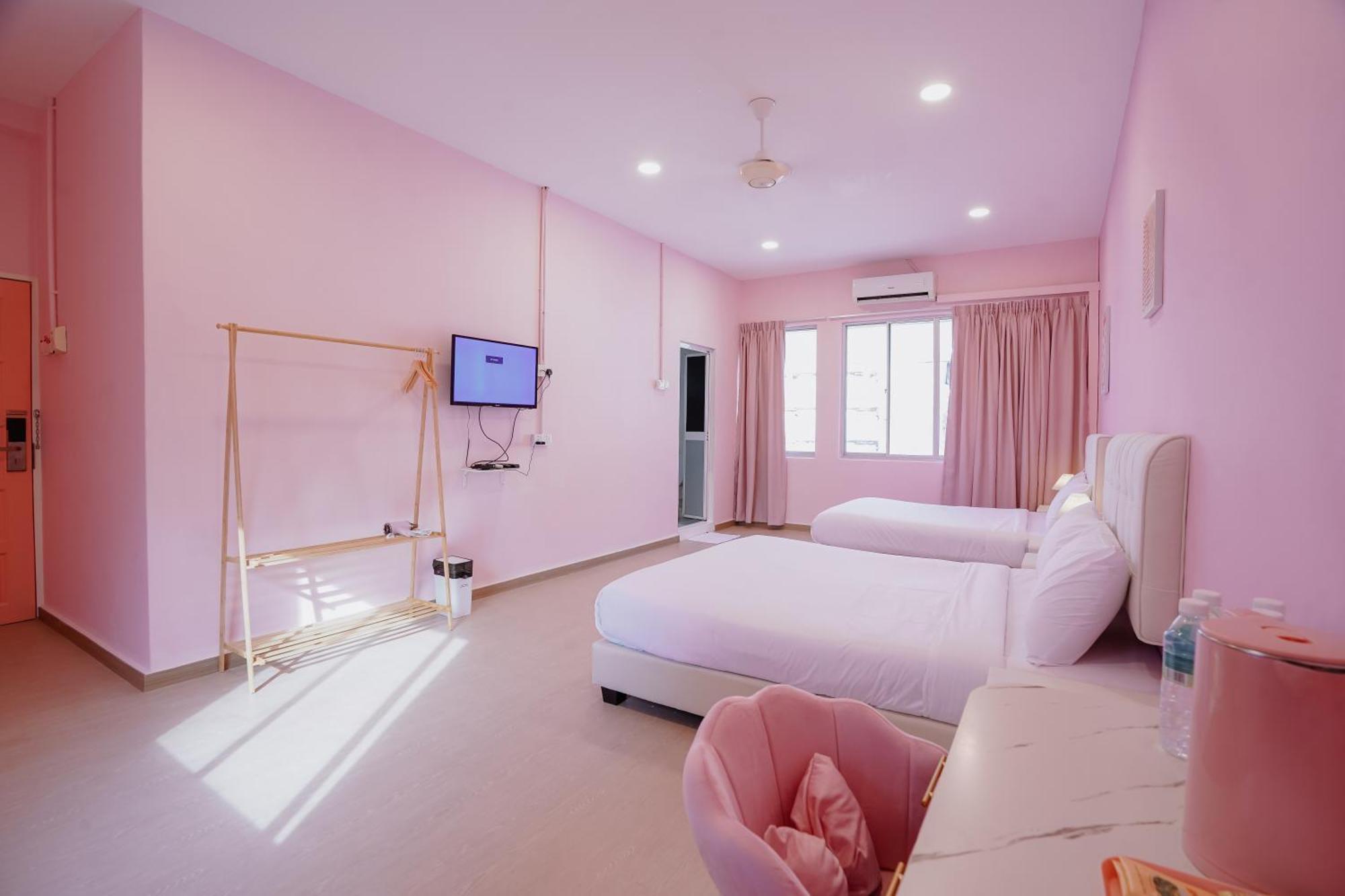 Pink Cabana Hotel George Town Exterior foto