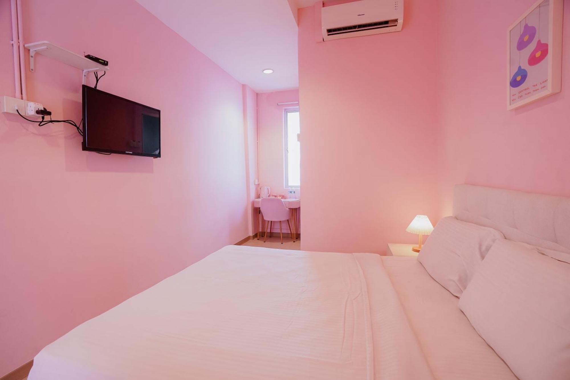 Pink Cabana Hotel George Town Exterior foto