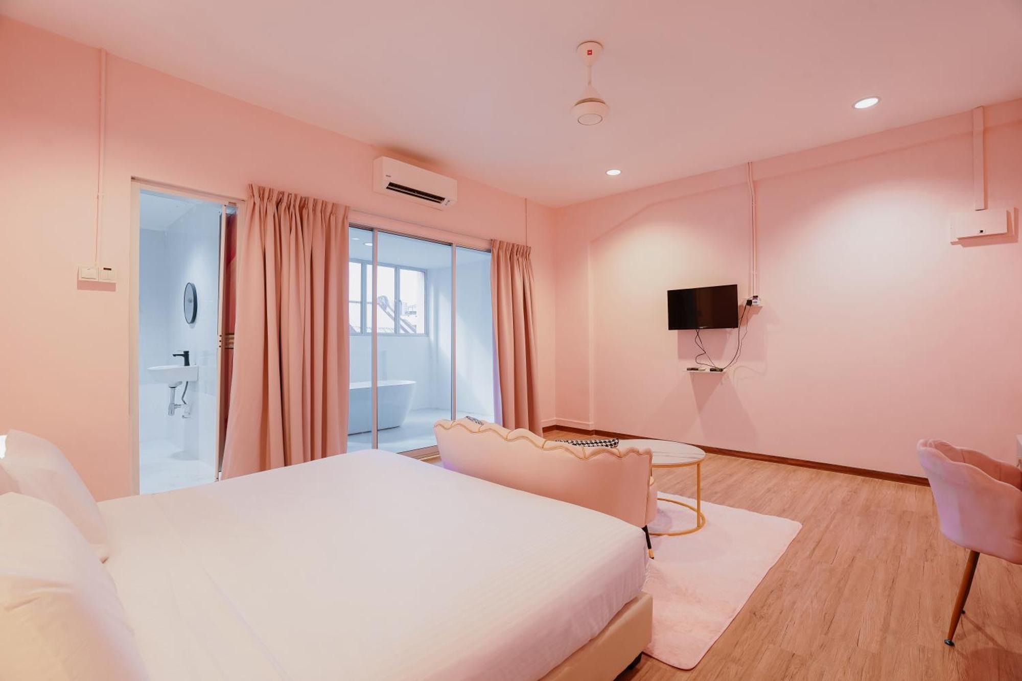 Pink Cabana Hotel George Town Exterior foto